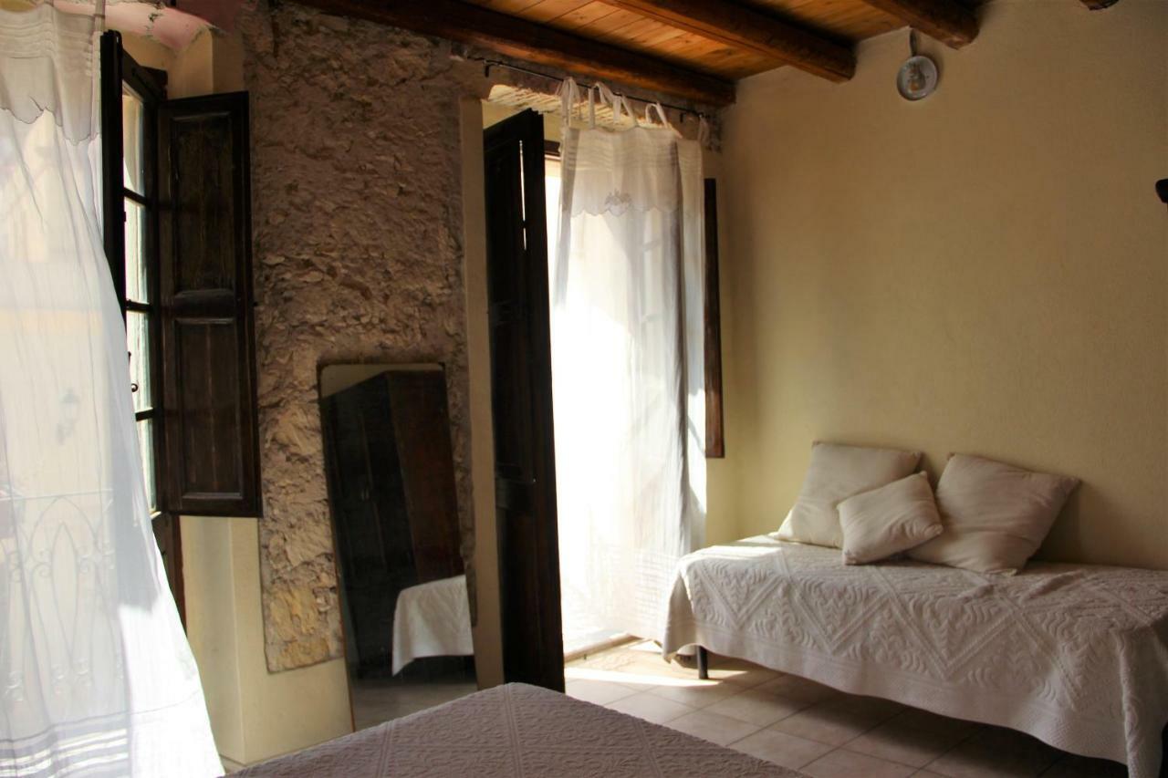 Sant Efisio Host Hotel Каляри Екстериор снимка